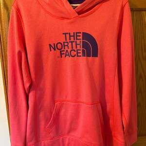 The North Face Women's Half Dome Pullover Hoodie